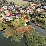 Watermark Usedom - Traumhaus Direkt Am Wasser Mit Eigener Badestelle - Haus Woge Rankwitz