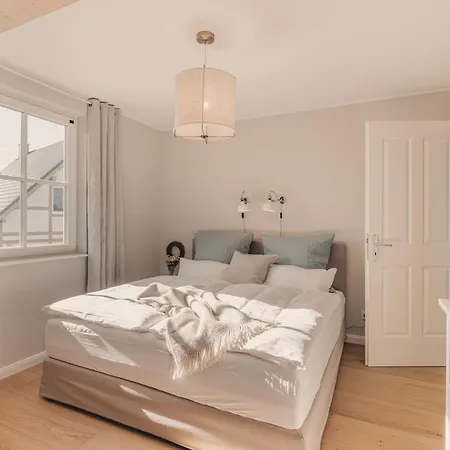 Tatil Evi Watermark Usedom - Traumhaus Direkt Am Wasser Mit Eigener Badestelle - Haus Woge *