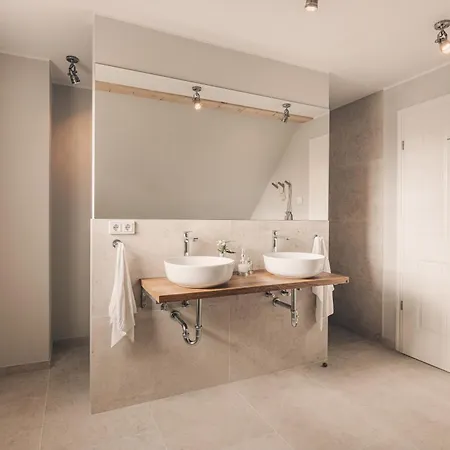 Дом отдыха Watermark Usedom - Traumhaus Direkt Am Wasser Mit Eigener Badestelle - Haus Woge