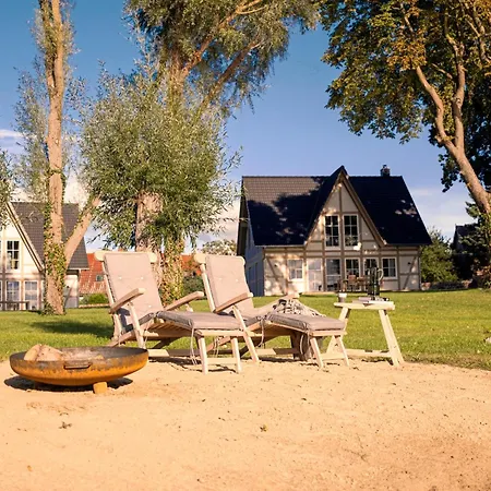 Tatil Evi Watermark Usedom - Traumhaus Direkt Am Wasser Mit Eigener Badestelle - Haus Woge *