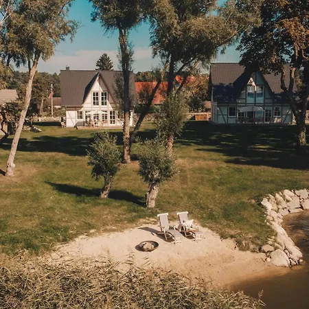 Watermark Usedom - Traumhaus Direkt Am Wasser Mit Eigener Badestelle - Haus Woge